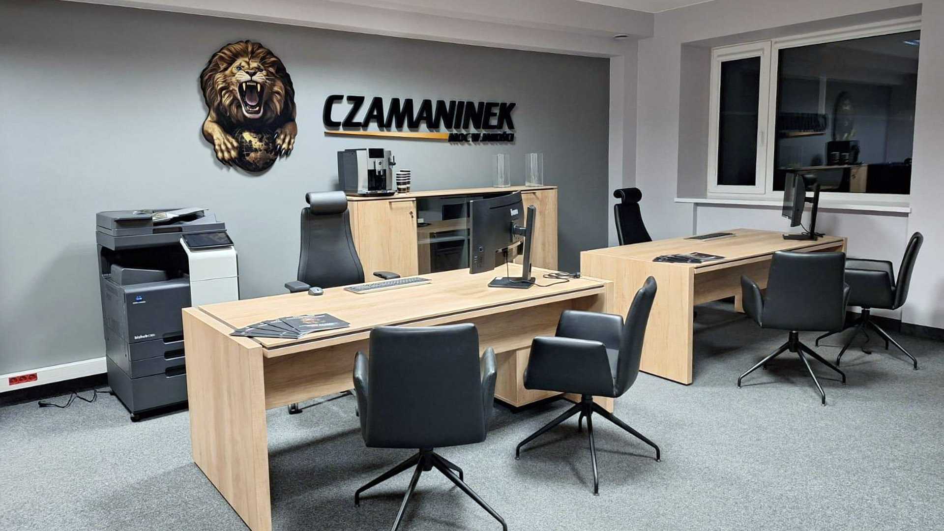 Nowe Biuro Handlowe w Toruniu